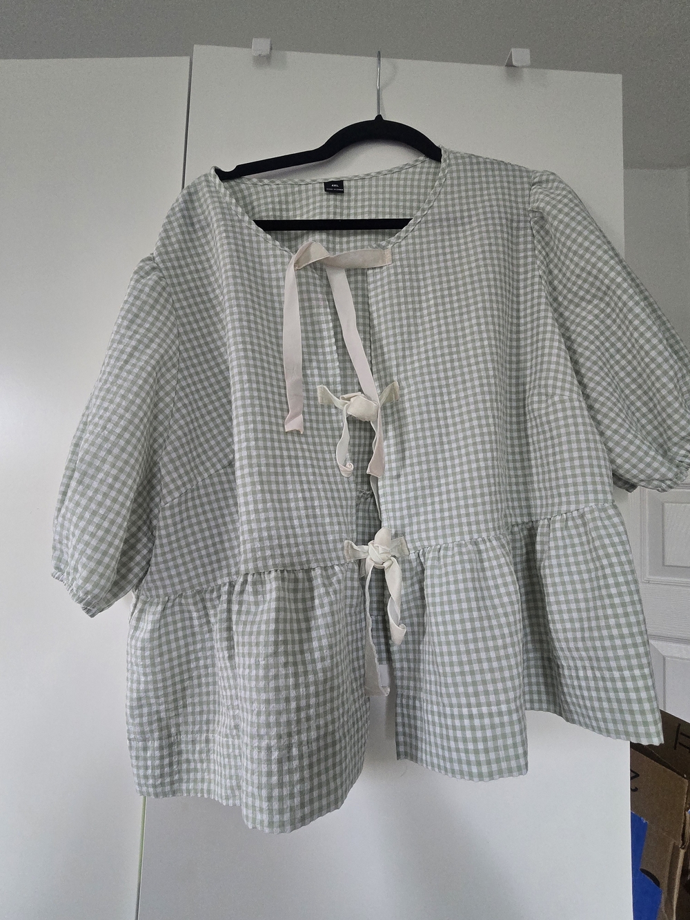 SHEIN Green Gingham Tie-Front Peplum Blouse